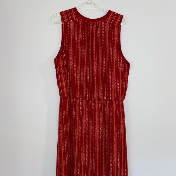 Reitmans knee length dress - Picture 2 of 2